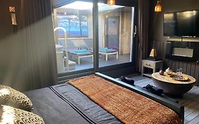 Escape To Unwind